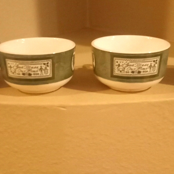 Vintage-Colonial Homestead by Royal. 4 π΅ Bundle - Picture 10 of 12